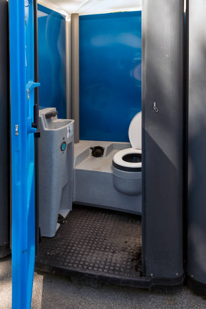 Best Emergency porta potty rental  in Mazomanie, WI