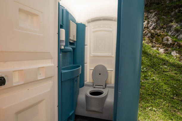 Best Construction site porta potty rental  in Mazomanie, WI
